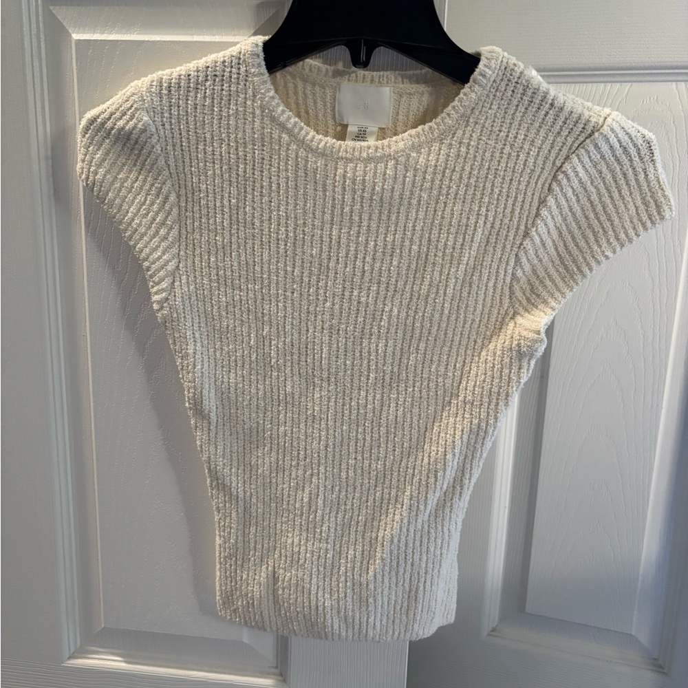 H&M Off-White Textured Knit Top